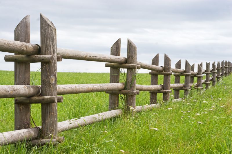 Rustic Fence Installation in Pearland, TX