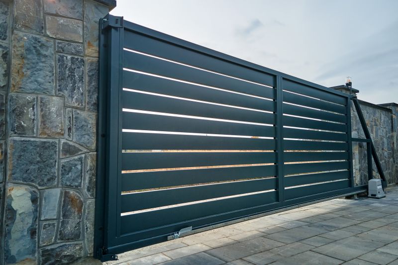 Aluminum Gate Installation in Pearland, TX