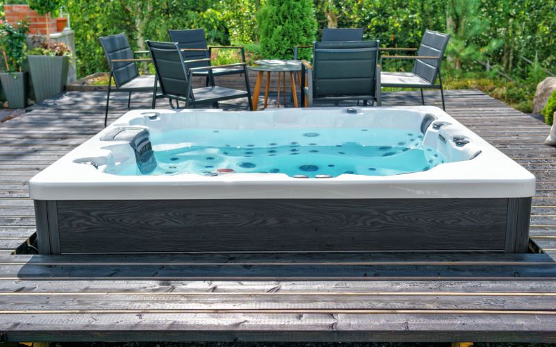 Hot Tub Deck Installation in Seattle, WA