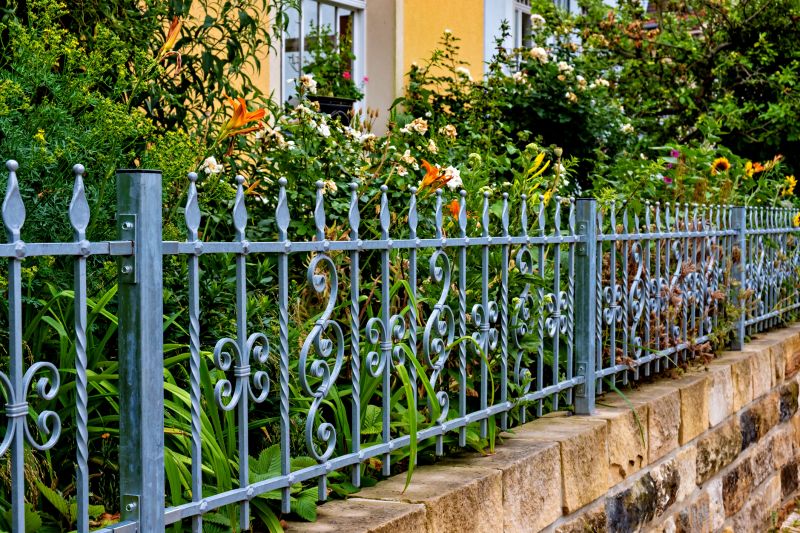 Metal Fence Construction in South Houston, TX