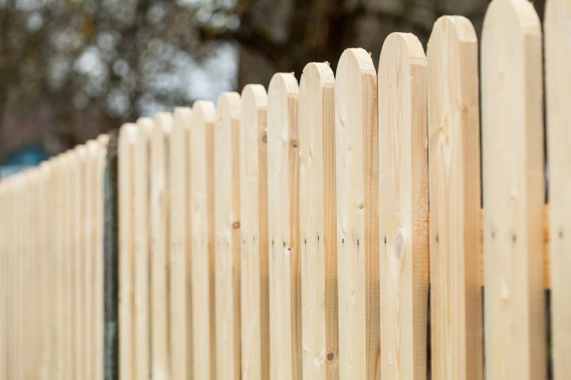 Timber Fence Installation in Pearland, TX