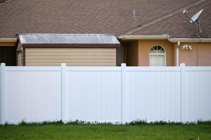 Vinyl Fence Replacement in Kansas City, MO